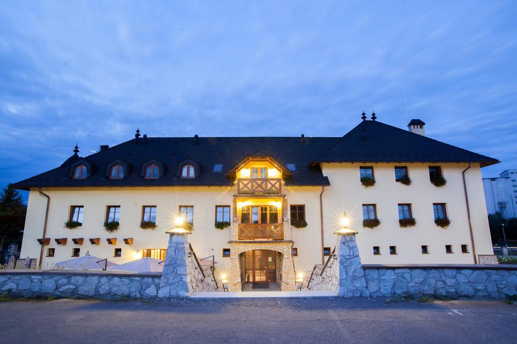 Hunting Chateau Krupina Extérieur photo