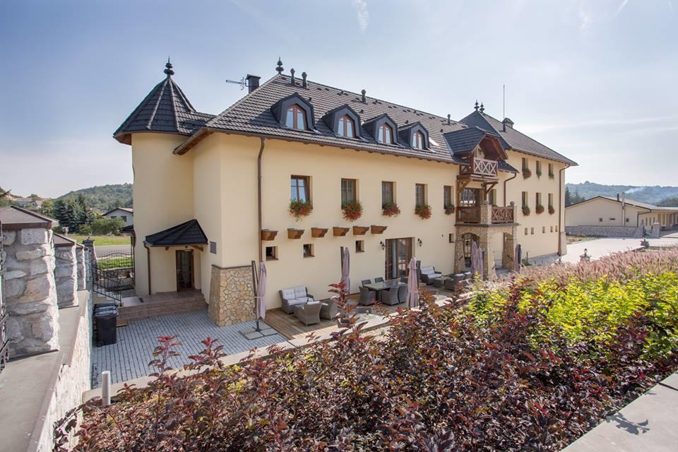 Hunting Chateau Krupina Extérieur photo